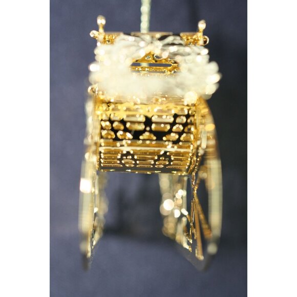 Danbury Mint 2018Gold-Plated Sleigh Ornament With Intricate Snowflake & Swirl De - Picture 4 of 5